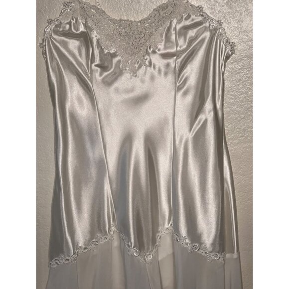 VTG L GLAMOROUS BLOSSOM INTIMATES White Satin Lace Chemise Nightgown Feminine - Picture 7 of 16
